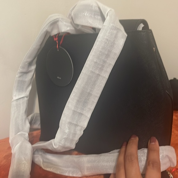 Never used Kate spade backpack with wallet - Picture 2 of 3